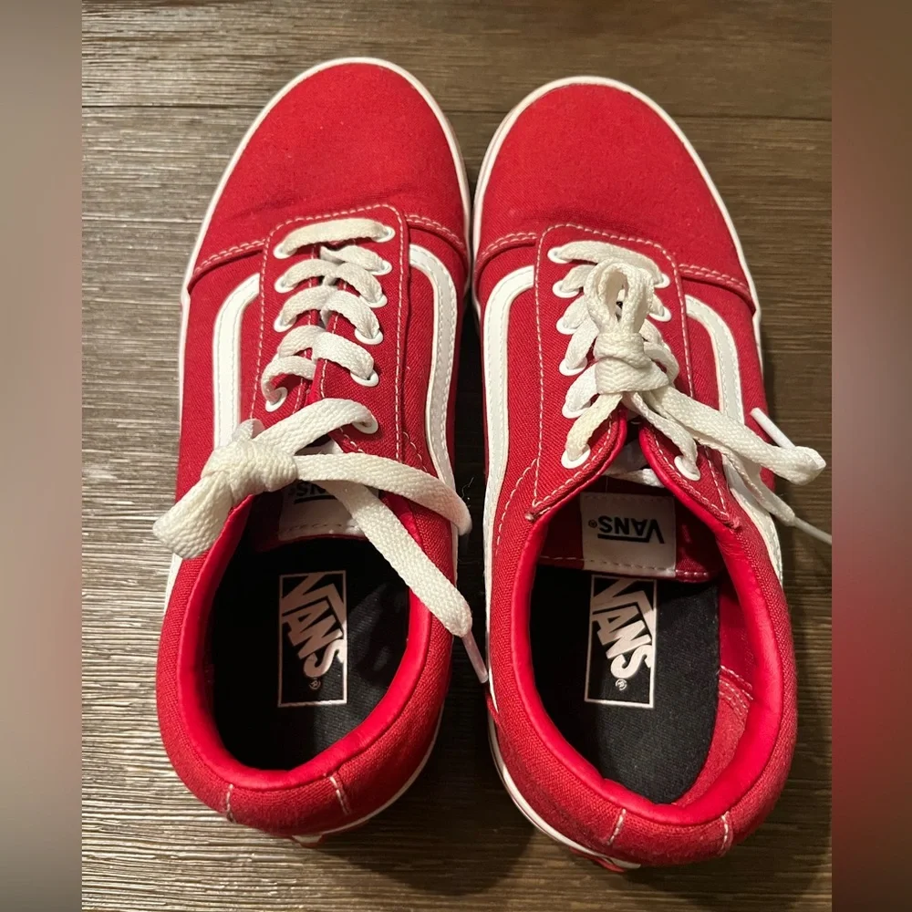 Vans - Picture 4 of 4